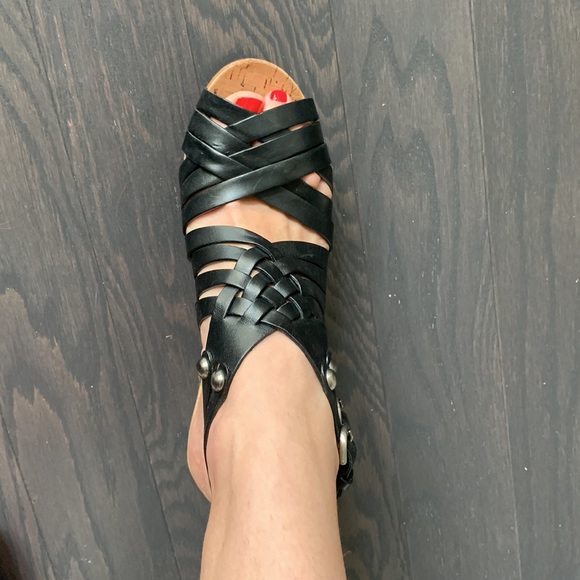 Coach Black Leather Sandals - Picture 7 of 7